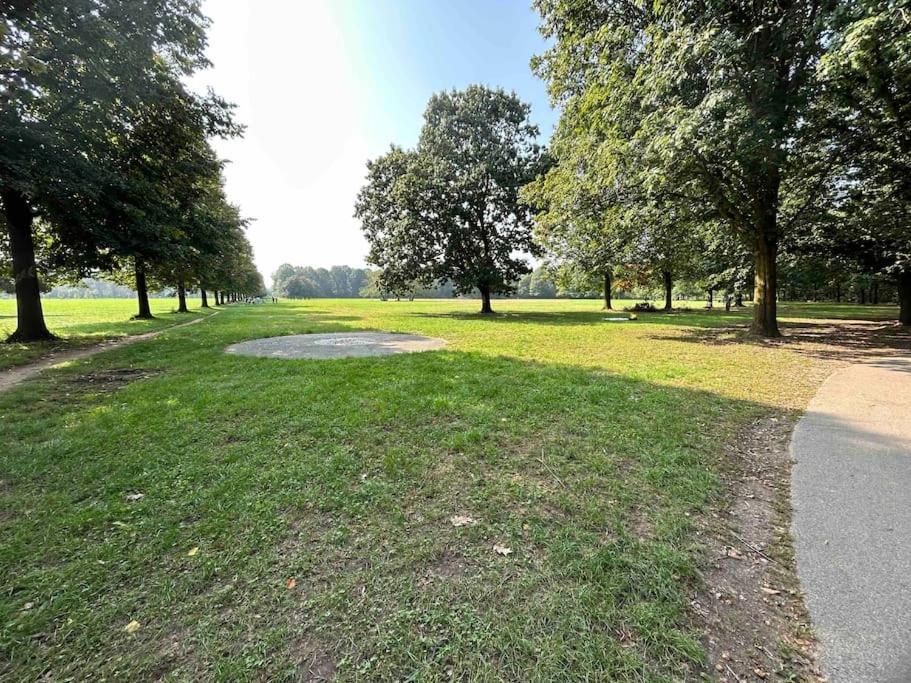 브레쏘 Oasi A Due Passi Dal Parco Nord Milano 아파트 외부 사진